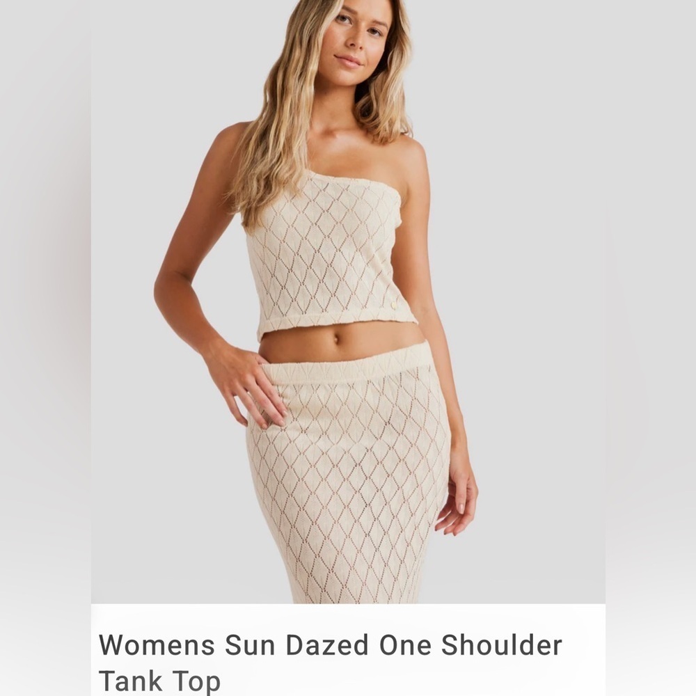 Billabong Cream Crop Top
